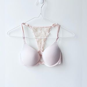 🦋 2 for $25  32 B Bra Front Closure Lace Back Bra